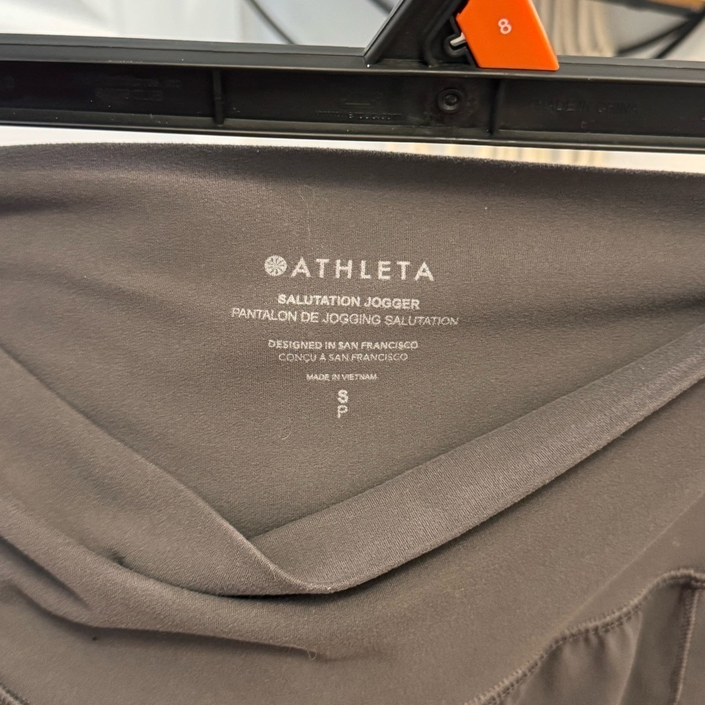 Athleta Grey Women's High-Waisted joggers - Picture 5 of 5